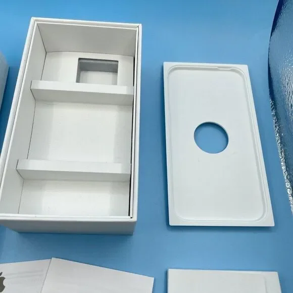 Apple iPhone 4 Black 16GB Empty Box with Tray Manuals Stickers Only NO PHONE - Picture 3 of 10